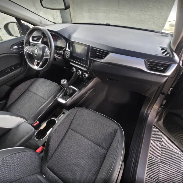 Renault Captur 1.0 TCe Intens 21