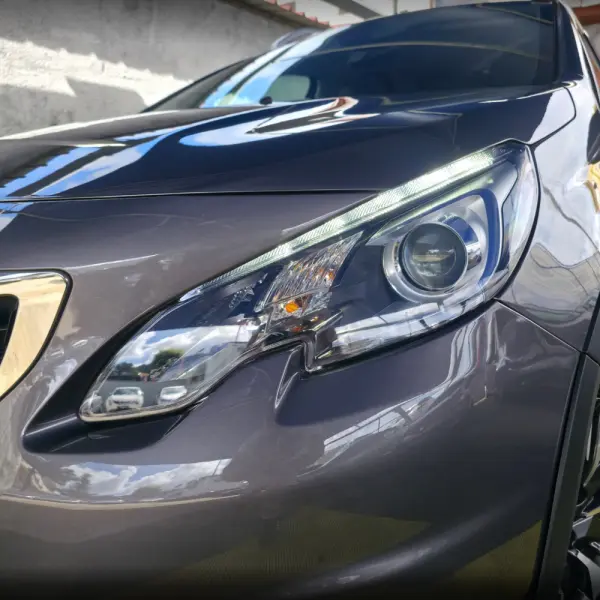Peugeot 2008 1.2 PureTech Style 7