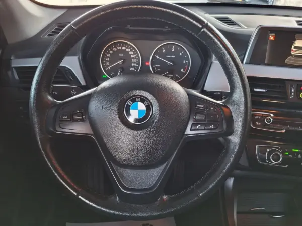 BMW X1 10