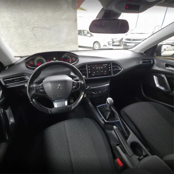 Peugeot 308 SW 1.5 BlueHDi Style 20