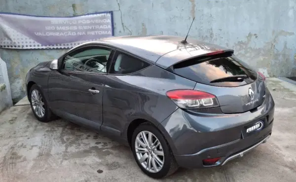 Renault Mégane Coupe 8