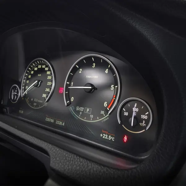 BMW 520 Gran Turismo PACK M 17