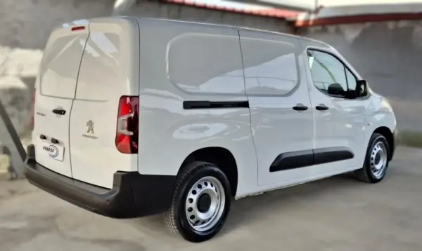 Peugeot Partner Outro 5