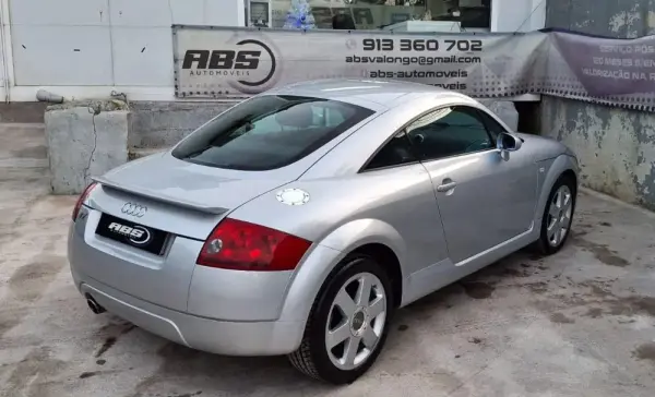 Audi TT Coupé 1.8 T 4