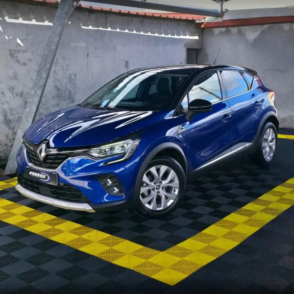 Renault Captur 1.0 TCe Intens 1