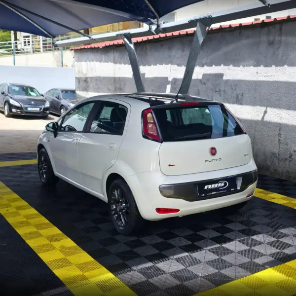 Fiat Punto Evo 1.2 Dynamic Style 4