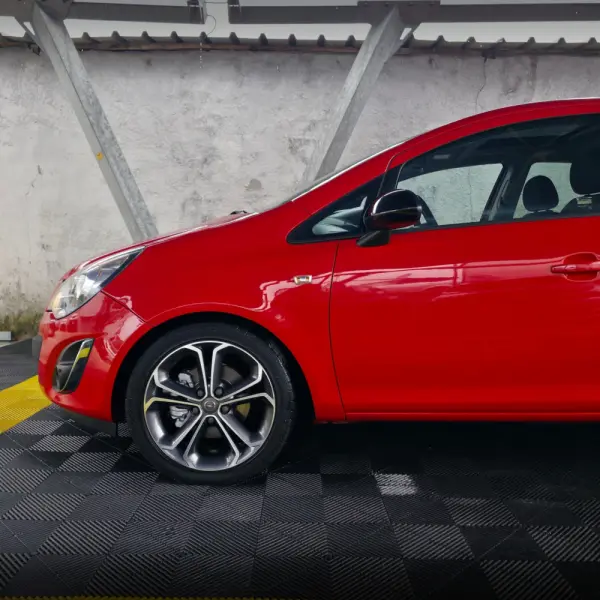 Opel Corsa 1.4 10