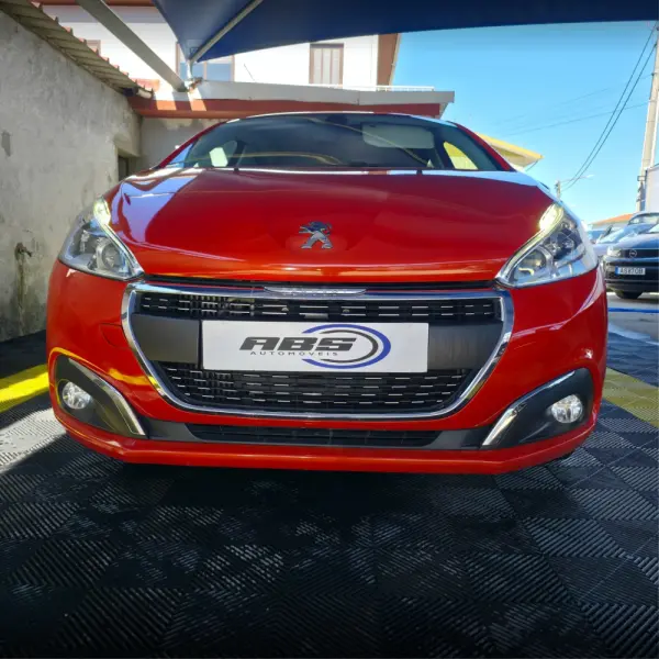 Peugeot 208 1.2 PureTech Style 9