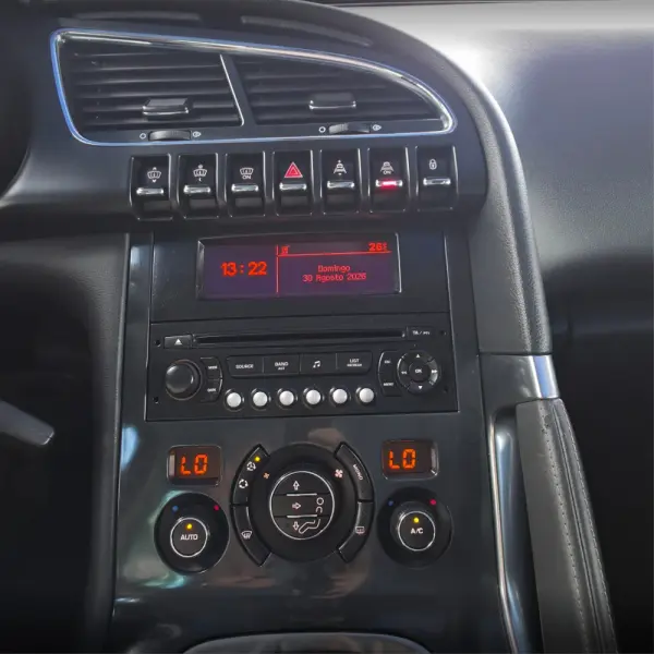 Peugeot 3008 1.6 HDi Access 19
