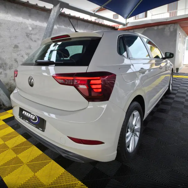 Volkswagen Polo 1.0 Trendline 14