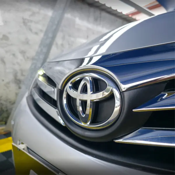 Toyota Corolla 1.33 VVT-i Exclusive 8