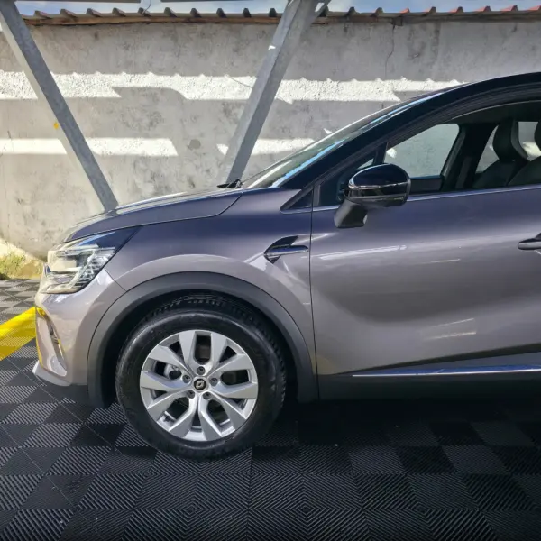 Renault Captur 1.0 TCe Intens 12