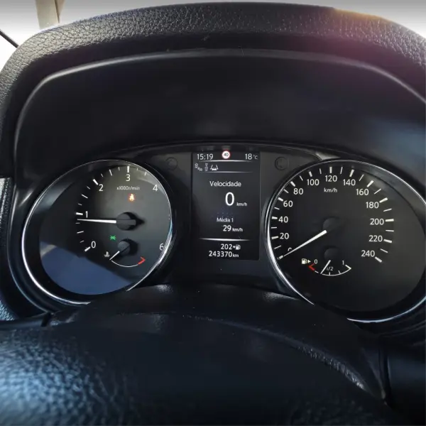 Nissan Qashqai 1.6 dCi Tekna Premium 17 Pele 19