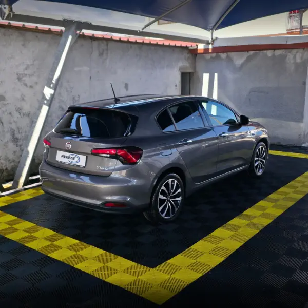 Fiat Tipo 1.3 M-Jet Mirror 2