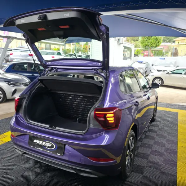 Volkswagen Polo 1.0 Trendline 18