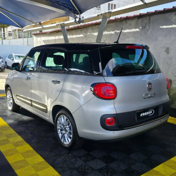 Fiat 500L 1.3 MJ Pop Star S&S 4