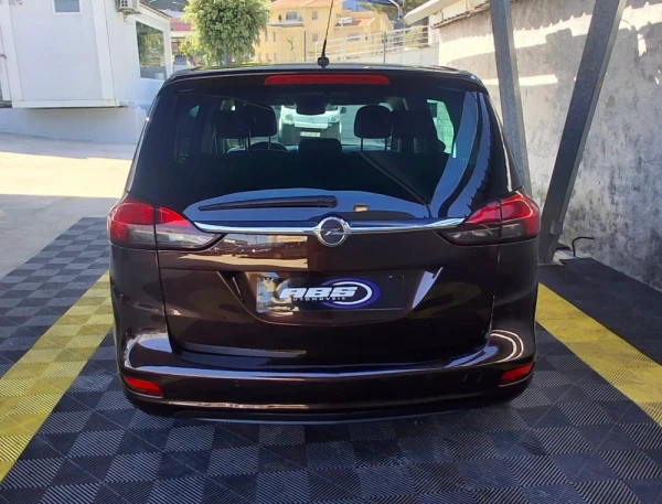 Opel Zafira 1.4 T Cosmo S/S 6