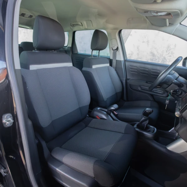 Citroën C3 Aircross 1.2 PureTech Shine 13