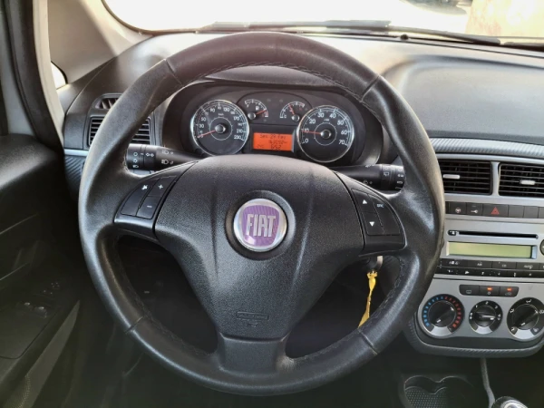 Fiat Grande Punto 1.2 Active 11