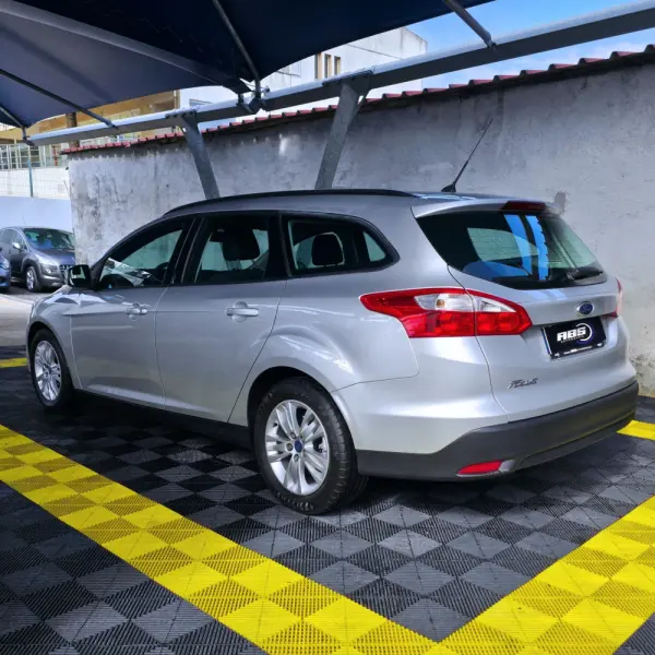 Ford Focus 1.6 TDCi Trend 4
