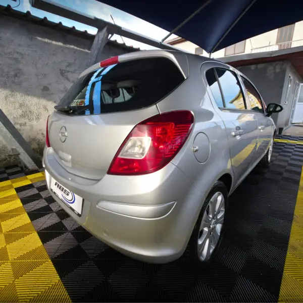 Opel Corsa 1.2 Enjoy 7