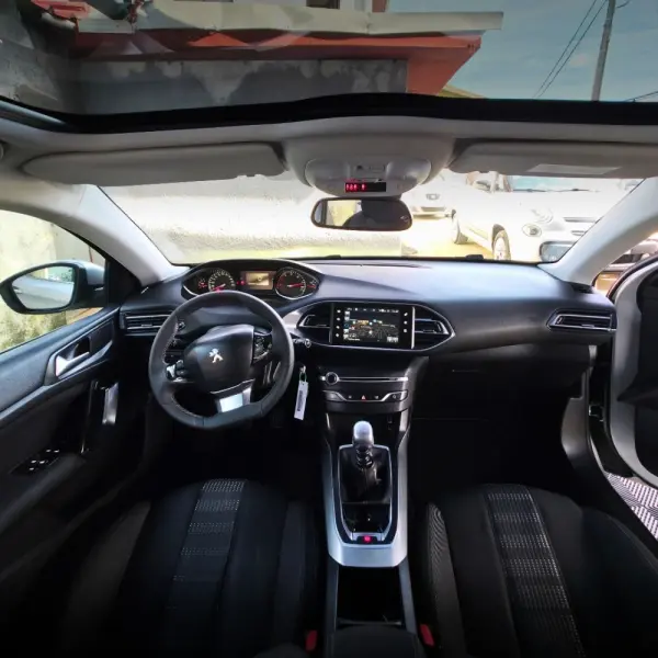 Peugeot 308 1.6 BlueHDi Allure J17 9