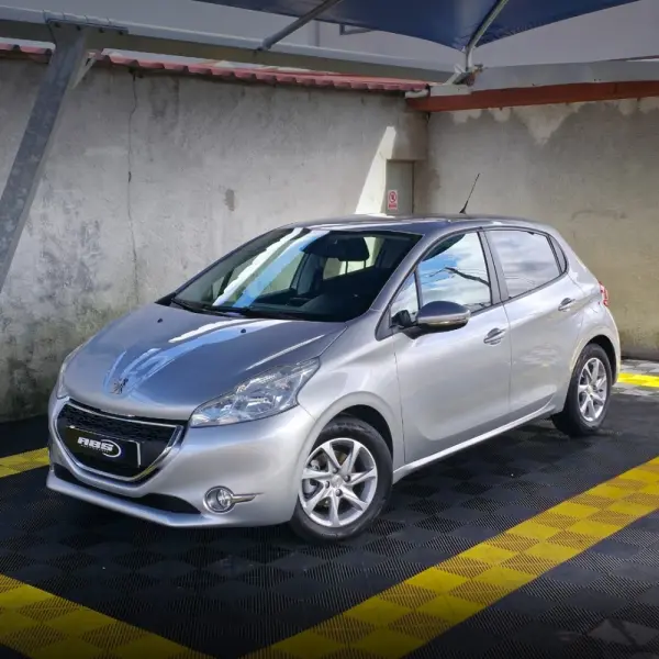 Peugeot 208 1.2 PureTech Active 1