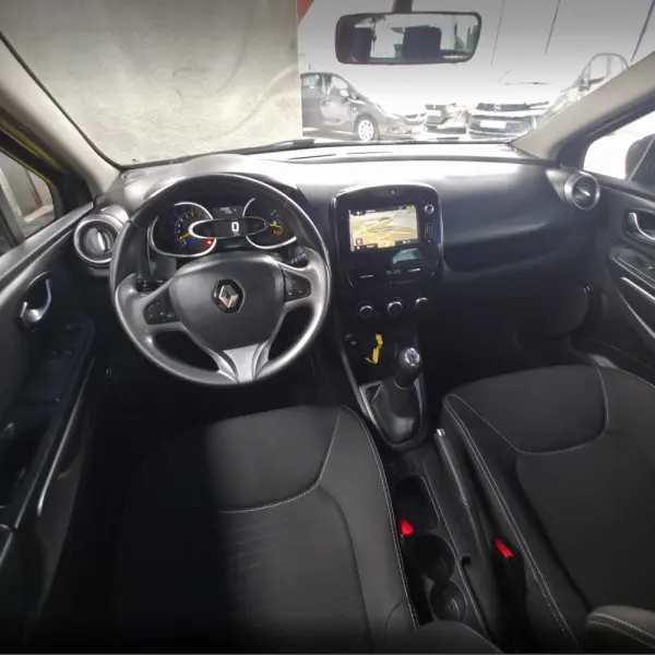 Renault Clio 0.9 TCE Limited 15