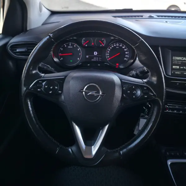 Opel Crossland 1.2 T Elegance 15