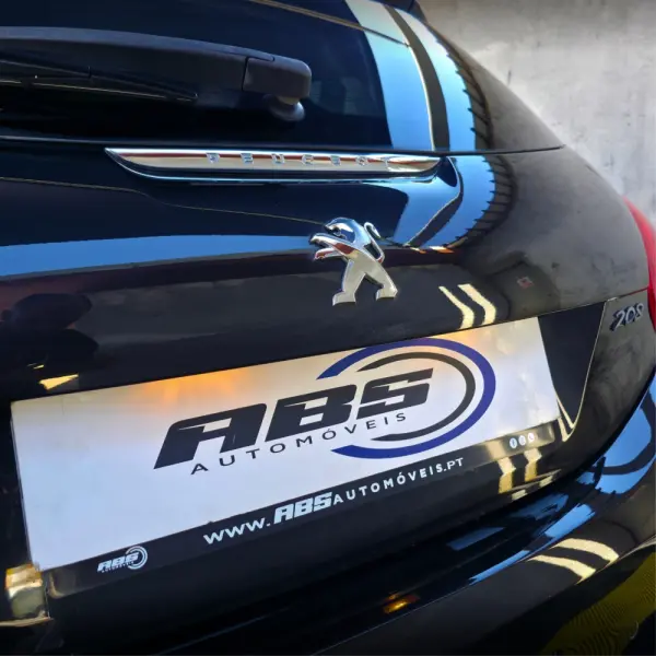 Peugeot 208 1.4 VTi Access 11