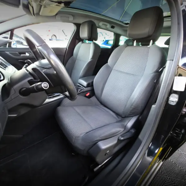 Peugeot 508 1.6 HDi-e Allure CMP6 10