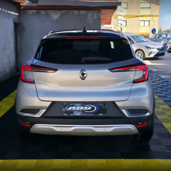 Renault Captur 1.0 TCe Intens 6
