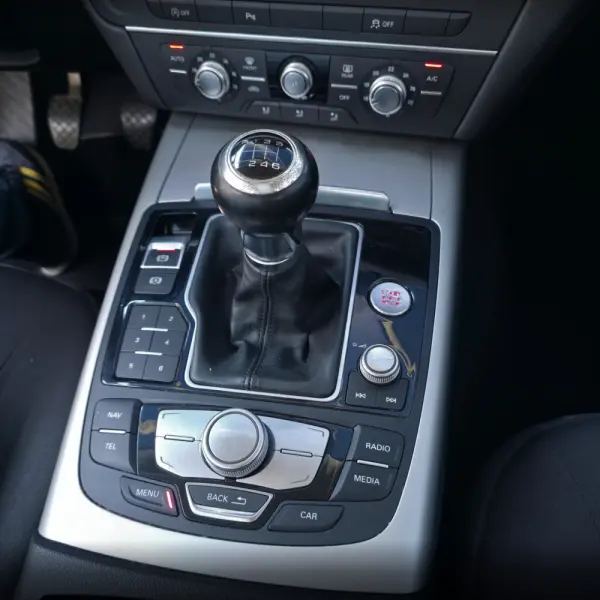Audi A6 Avant 2.0 TDi Advance 17