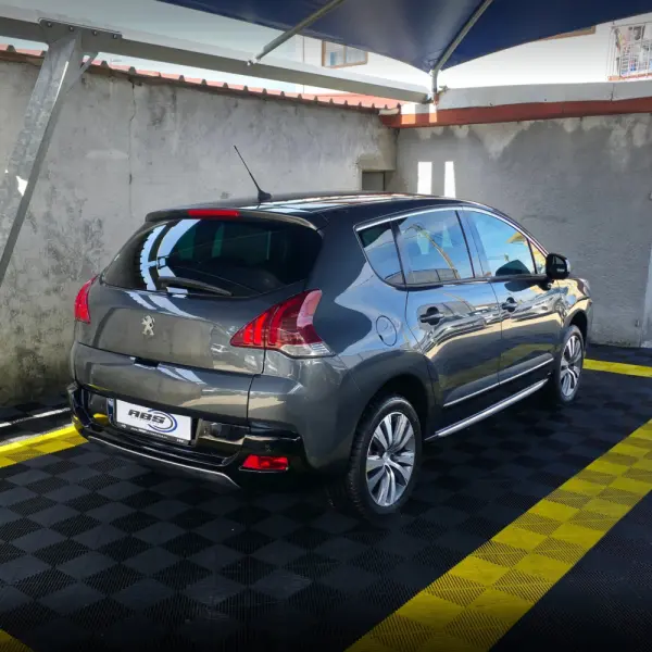 Peugeot 3008 1.6 BlueHDi Style 2
