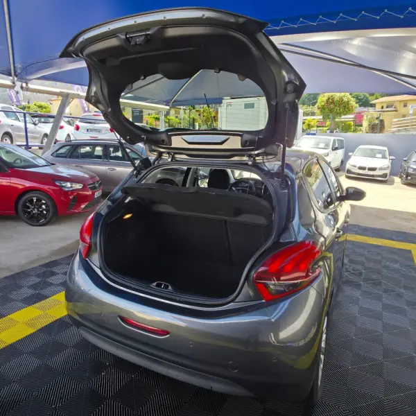 Peugeot 208 1.2 PureTech Style 15