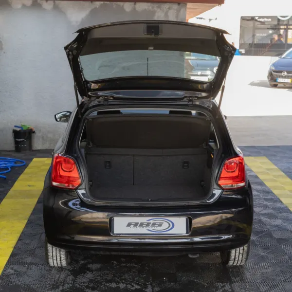 Volkswagen Polo 1.2 Confortline 7