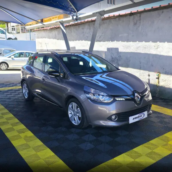 Renault Clio 1.5 dCi Limited 3