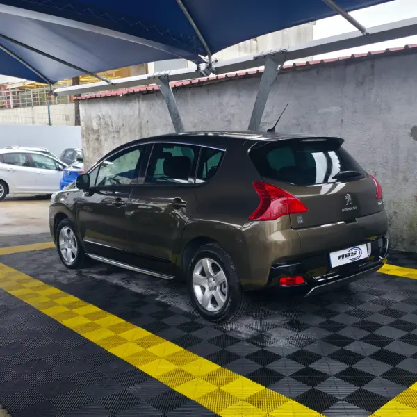 Peugeot 3008 2.0 HDi Hybrid4 85g 4