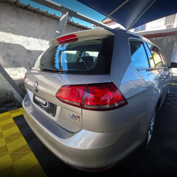 Volkswagen Golf Variant 1.6 TDi BlueMotion Confortline 9
