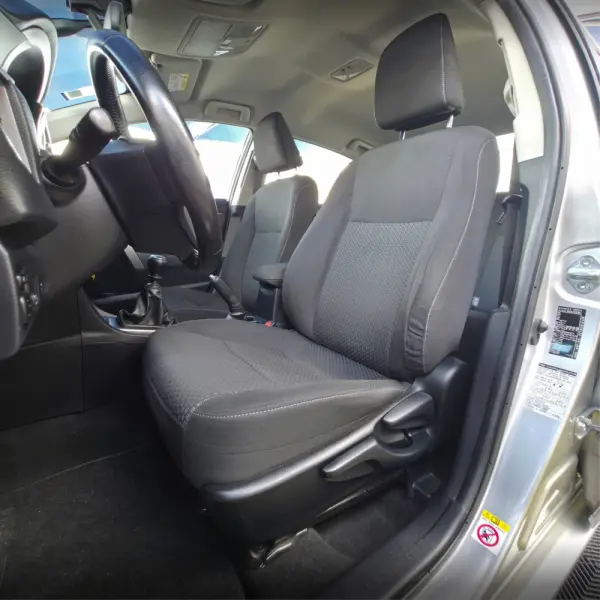 Toyota Corolla 1.33 VVT-i Exclusive 11