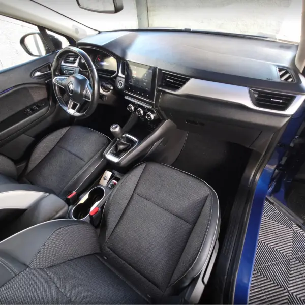 Renault Captur 1.0 TCe Intens 26