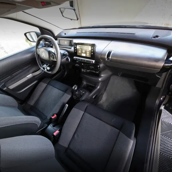 Citroën C4 Cactus 1.2 PureTech Shine 10