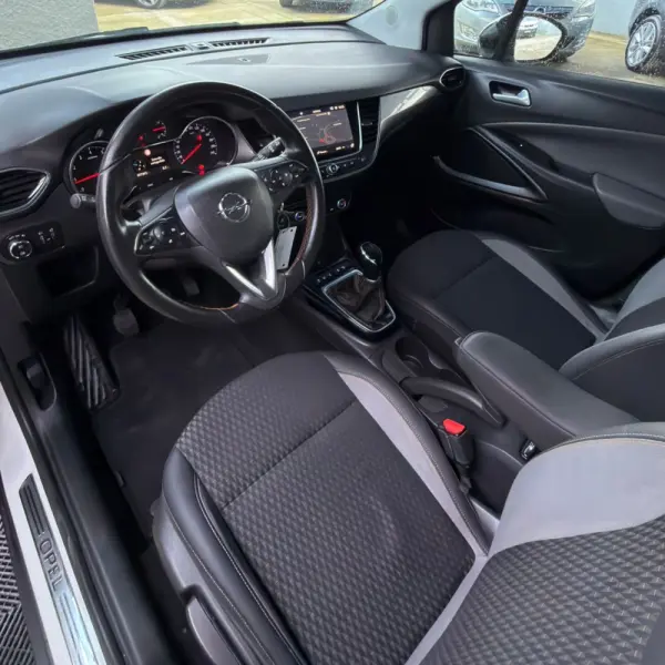 Opel Crossland X 1.2 Innovation 6