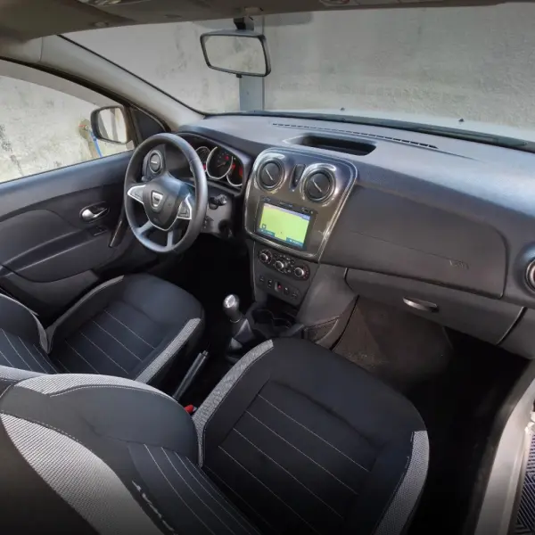 Dacia Sandero 0.9 TCe Stepway 6