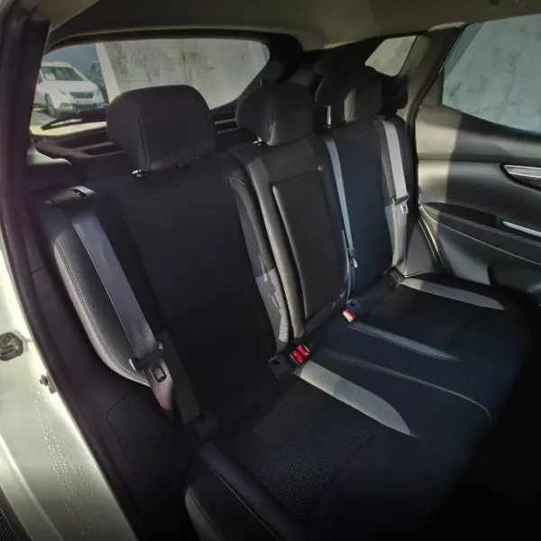 Nissan Qashqai 1.5 dCi Acenta C/Barras de Tejadilho 10