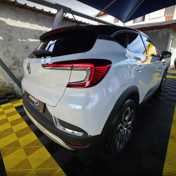 Renault Captur 1.0 TCe Intens 11