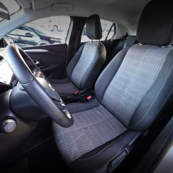 Opel Corsa 1.2 Elegance 11