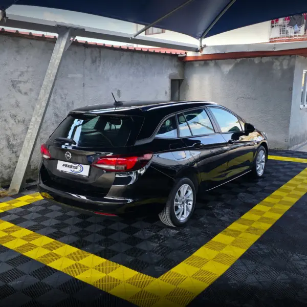 Opel Astra Sports Tourer 1.6 CDTI Dynamic Sport 2