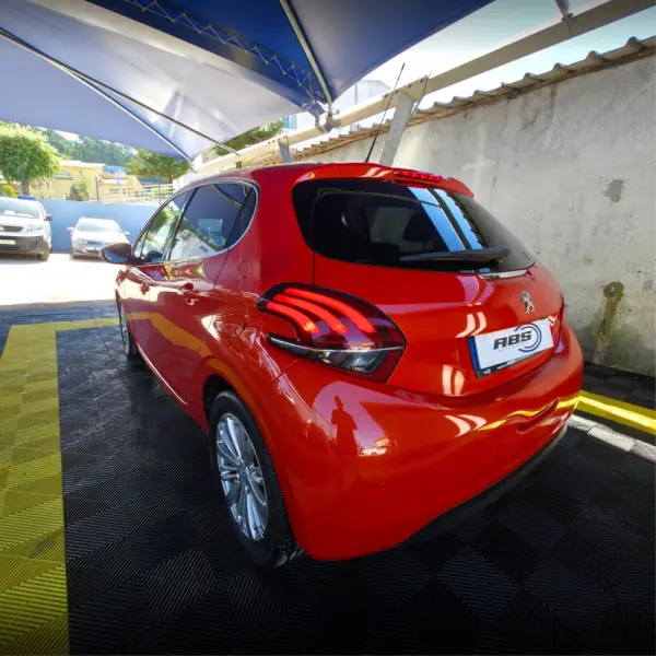 Peugeot 208 1.2 PureTech Style 14