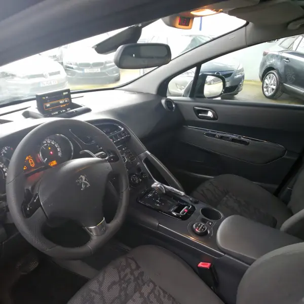 Peugeot 3008 2.0 HDi Hybrid4 85g 9